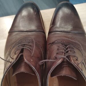 Elegant Brown Leather Men's Oxfords